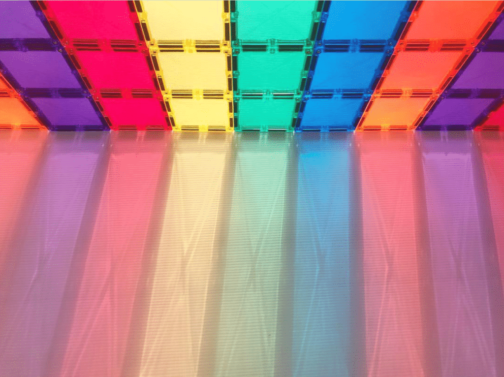 Light Play: Reflection vs Refraction