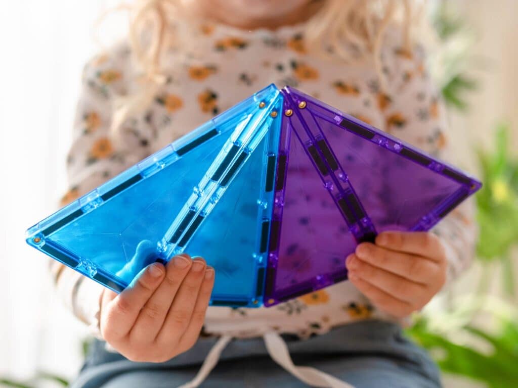 Building Attachment with Connetix