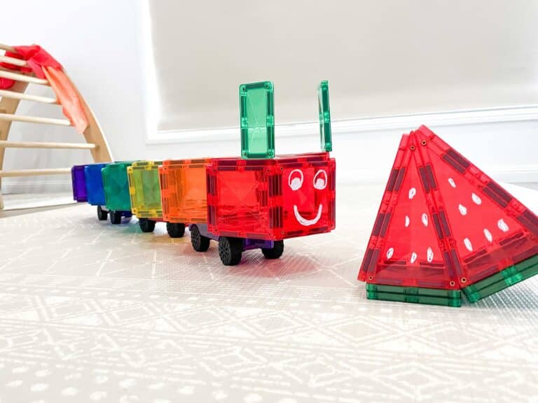 How to build a CONNETIX Tiles caterpillar