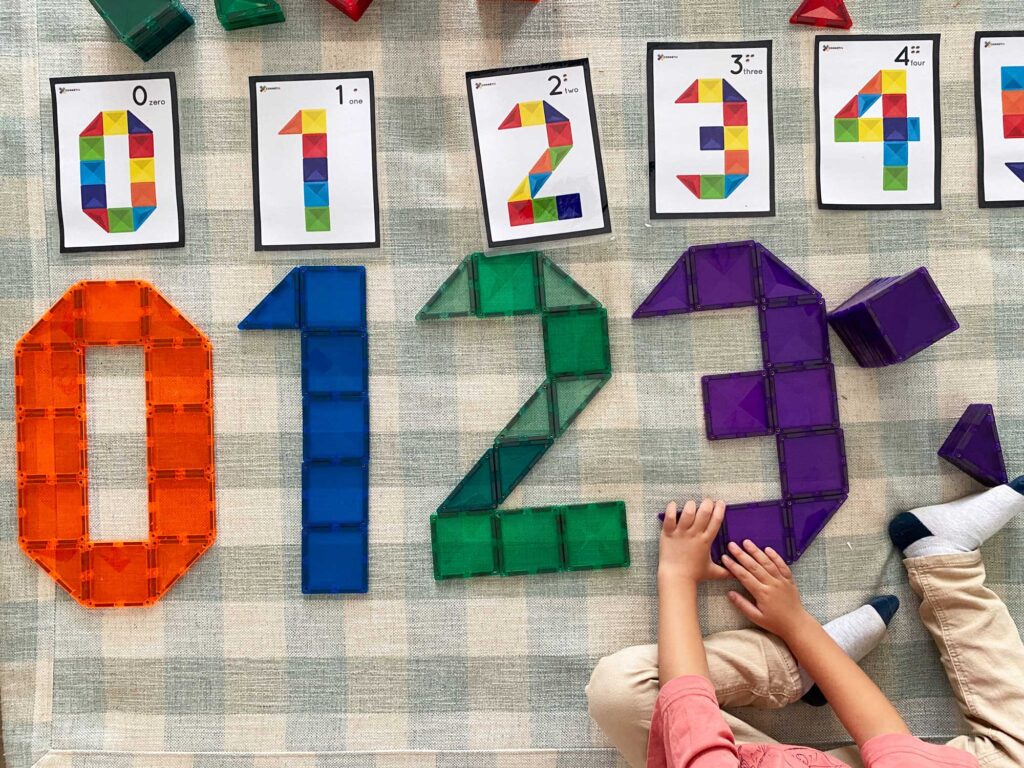 Learning Numbers with CONNETIX