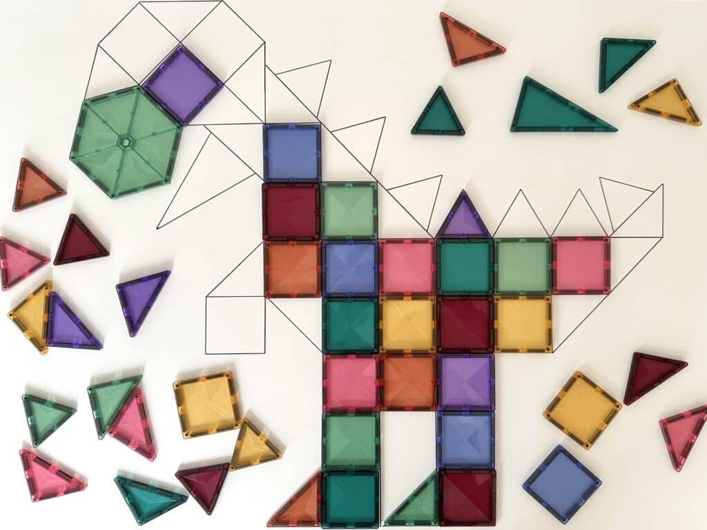 Building 5 Dinosaurs with CONNETIX magnetic tiles